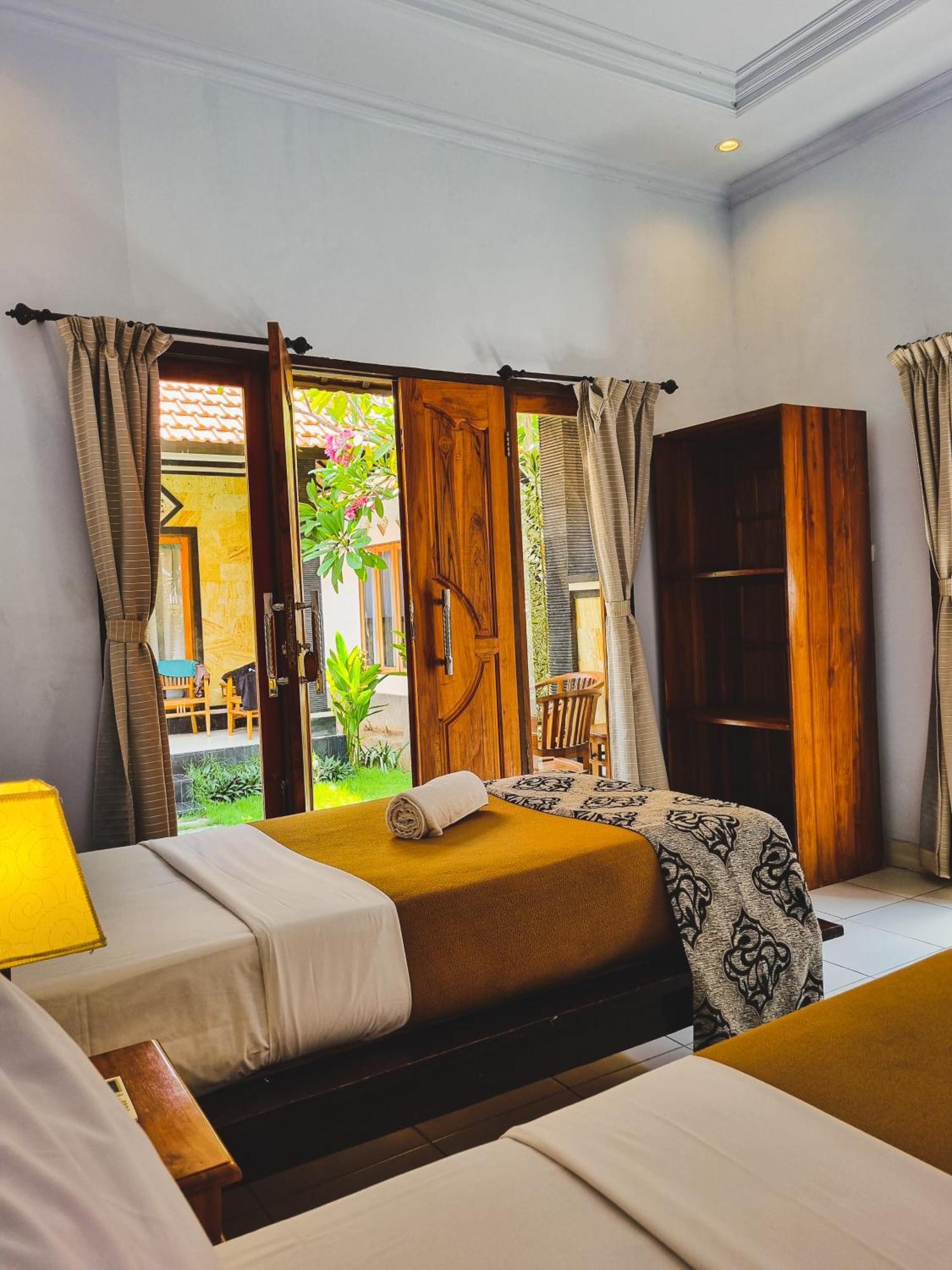 Hokita Home Stay Nusa Lembongan Kültér fotó