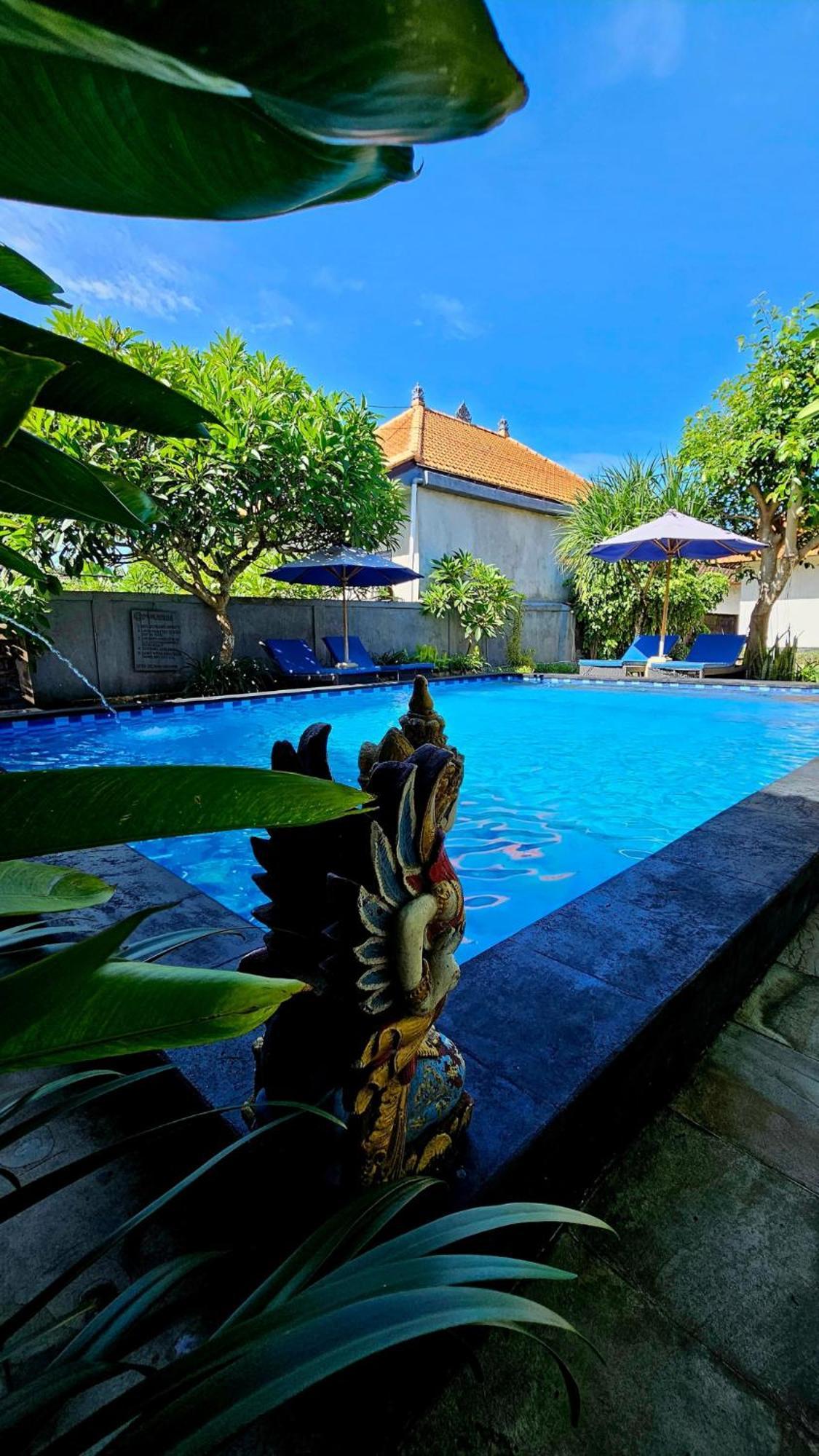 Hokita Home Stay Nusa Lembongan Kültér fotó